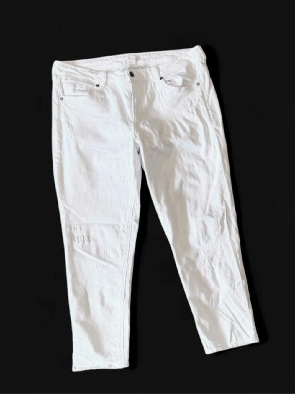 H&M White Cropped Distressed Stretch Jeans | US 14